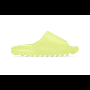 Adidas Yeezy Slide “Glow Green” OMGosh, it’s Hot & Sold Out!!!